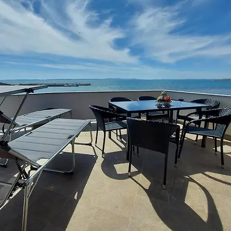 Hrestak * Privlaka (Zadar)