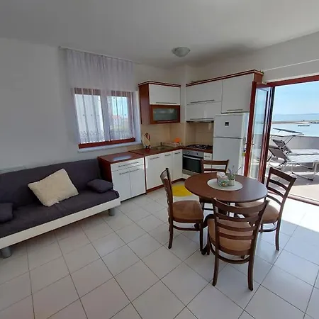 Hrestak Daire Privlaka (Zadar)